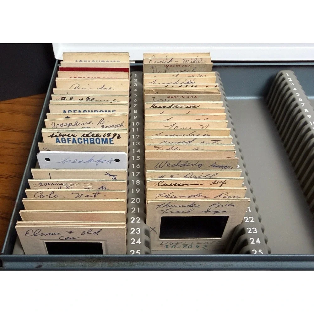 Vintage Smith-Victor Metal Slide Storage Case - w/47 35mm slides, from 1969+